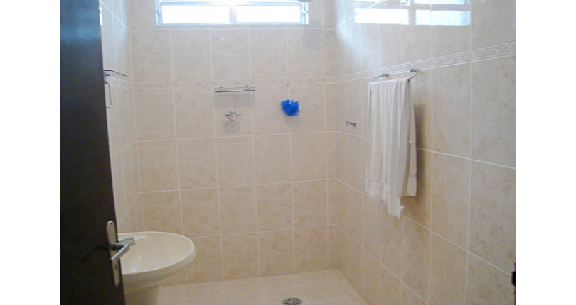 Casa térrea à venda em Itanhaém no Jardim Grandesp 