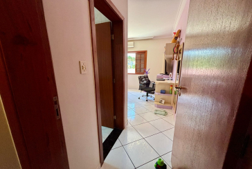 Belo Sobrado à venda no Bairro do Parque São Domingos na Rua Doutor Odon Carlos de Figueiredo Ferraz