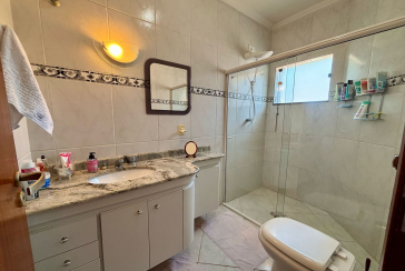 Belo Sobrado à venda no Bairro do Parque São Domingos na Rua Doutor Odon Carlos de Figueiredo Ferraz