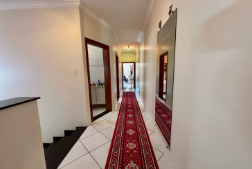 Belo Sobrado à venda no Bairro do Parque São Domingos na Rua Doutor Odon Carlos de Figueiredo Ferraz