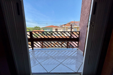 Belo Sobrado à venda no Bairro do Parque São Domingos na Rua Doutor Odon Carlos de Figueiredo Ferraz