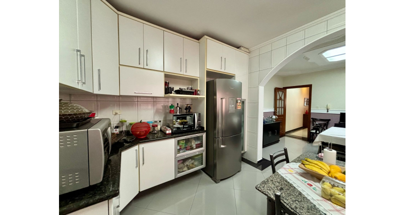 Belo Sobrado à venda no Bairro do Parque São Domingos na Rua Doutor Odon Carlos de Figueiredo Ferraz