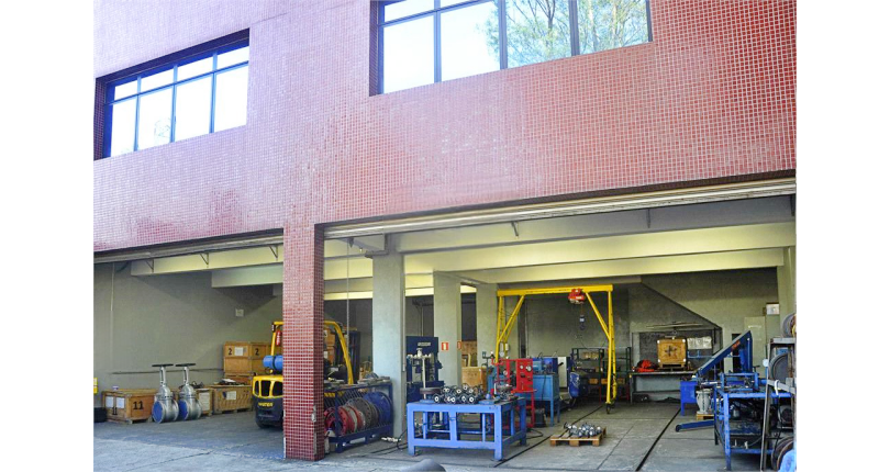 Oportunidade: Galpão à venda no Bairro do Jardim Santo Elias na Avenida Mutinga