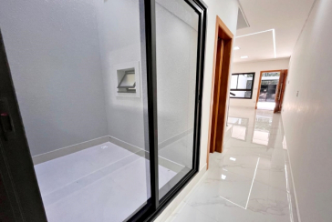 Lindo Sobrado Novo à venda Bairro do Parque São Domingos na Avenida General Charles de Gaulle 448,