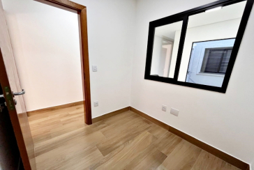 Lindo Sobrado Novo à venda Bairro do Parque São Domingos na Avenida General Charles de Gaulle 448,