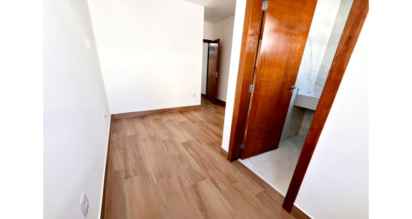 Sobrado à venda Avenida General Charles de Gaulle, 450, Parque São Domingos - Imóveis à Venda