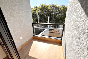 Lindo Sobrado Novo à venda Bairro do Parque São Domingos na Avenida General Charles de Gaulle 446, 