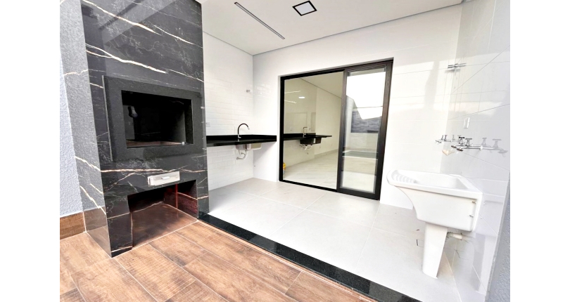 Lindo Sobrado Novo à venda Bairro do Parque São Domingos na Avenida General Charles de Gaulle 446, 