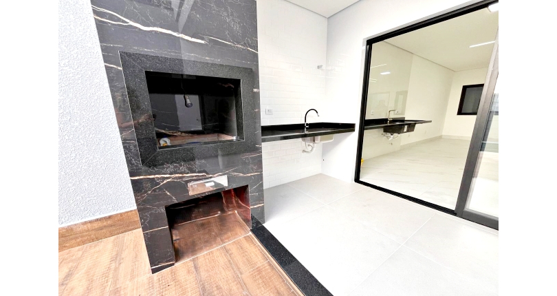 Lindo Sobrado Novo à venda Bairro do Parque São Domingos na Avenida General Charles de Gaulle 446, 