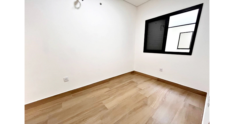 Lindo Sobrado Novo à venda Bairro do Parque São Domingos na Avenida General Charles de Gaulle 446, 