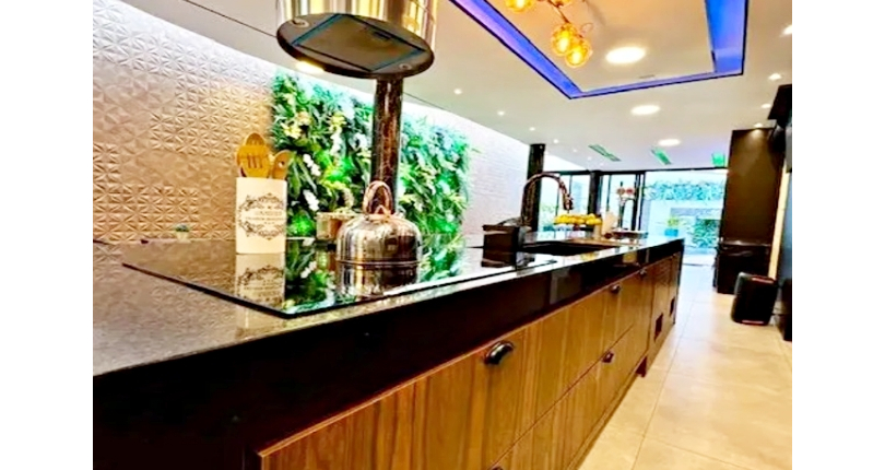 Linda Casa Térrea à venda no Bairro do City América na Rua Engenheiro Jayme Rocha Pereira,