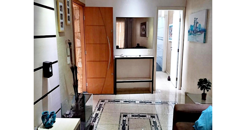 Belo Sobrado à venda no Bairro da Vila Palmeiras na Rua Matias Pacheco,