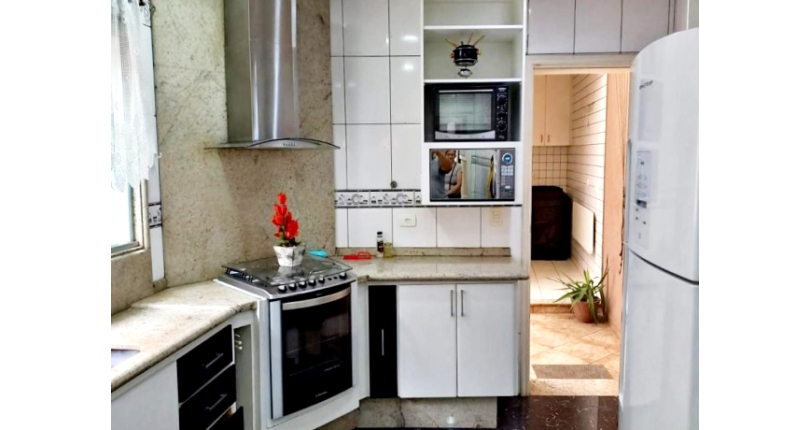 Belo Sobrado à venda no Bairro da Vila Palmeiras na Rua Matias Pacheco,