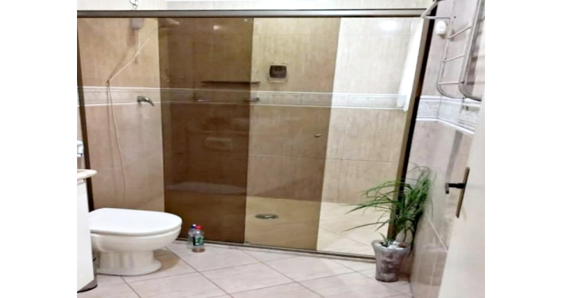 Belo Sobrado à venda no Bairro da Vila Palmeiras na Rua Matias Pacheco,