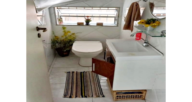 Belo Sobrado à venda no Bairro da Vila Palmeiras na Rua Matias Pacheco,