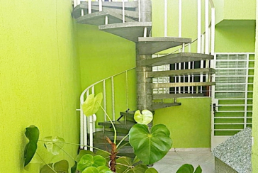 Bom Sobrado à venda no Bairro do Parque Nações Unidas na Rua Ciríaco Jimenez,