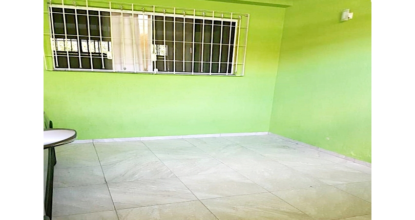 Bom Sobrado à venda no Bairro do Parque Nações Unidas na Rua Ciríaco Jimenez,