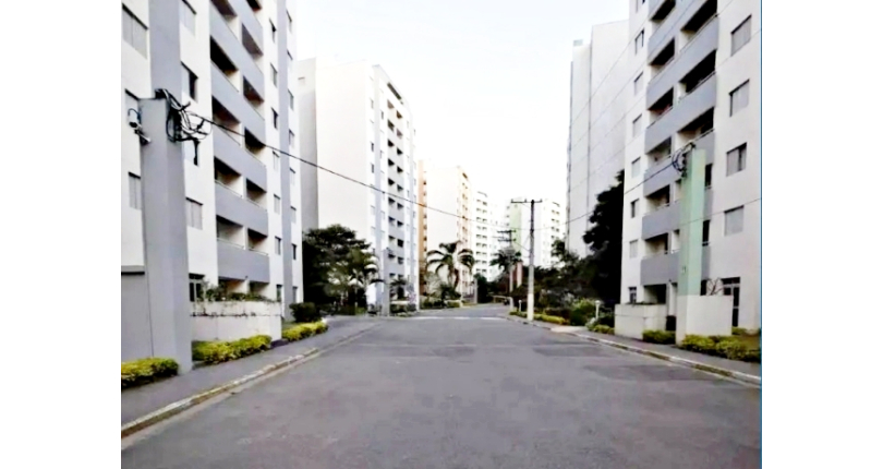  Apartamento à venda no Bairro do Parque Continental na Avenida Antônio de Souza Noschese 1675,