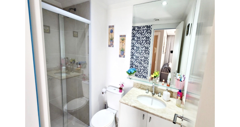 Lindo Apartamento à venda no Bairro da Vila Anastácio na Rua Martinho de Campos 41