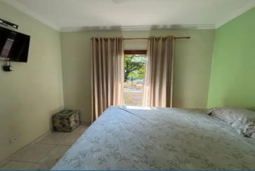 Belo Sobrado à venda no Bairro do Jardim Regina na Rua Engenheiro Marcílio Cardoso,