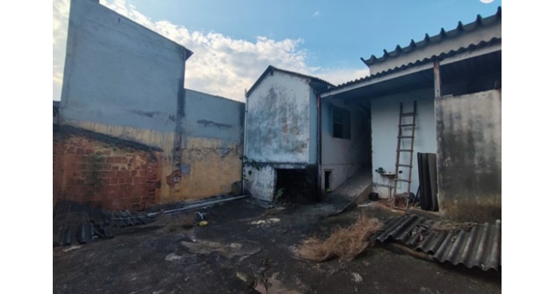 Terreno à venda Rua Raimundo Nonato de Sá, Chácara São João - Imóveis à Venda