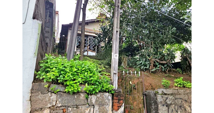 Terreno à venda no Bairro da Vila Mangalot na Rua Joaquim Oliveira Freitas, 