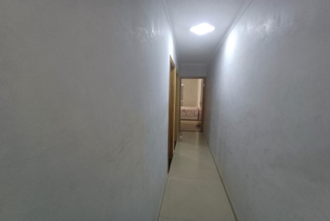 Casa assobradada à venda no Bairro do Parque Maria Domitila na Rua Eusebio da Silva