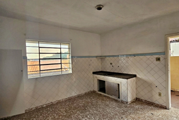 Sobrado à venda no Bairro do Jardim Mangalot na Rua Manoel Ferreira Barbosa,