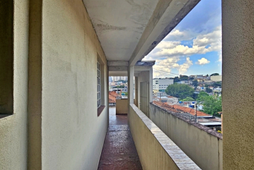 Sobrado à venda no Bairro do Jardim Mangalot na Rua Manoel Ferreira Barbosa,