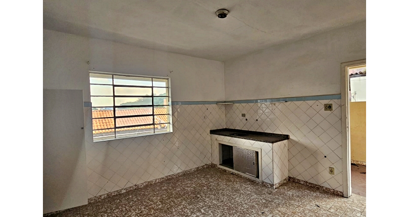 Sobrado à venda no Bairro do Jardim Mangalot na Rua Manoel Ferreira Barbosa,