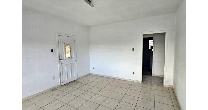 Sobrado à venda no Bairro do Jardim Mangalot na Rua Manoel Ferreira Barbosa,