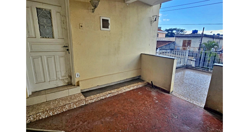 Sobrado à venda no Bairro do Jardim Mangalot na Rua Manoel Ferreira Barbosa,