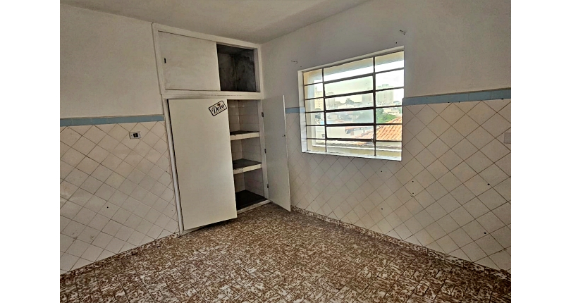 Sobrado à venda no Bairro do Jardim Mangalot na Rua Manoel Ferreira Barbosa,