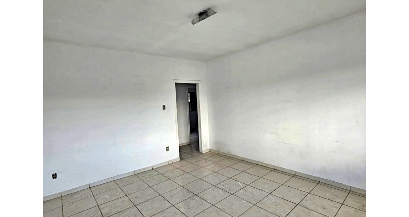 Sobrado à venda no Bairro do Jardim Mangalot na Rua Manoel Ferreira Barbosa,