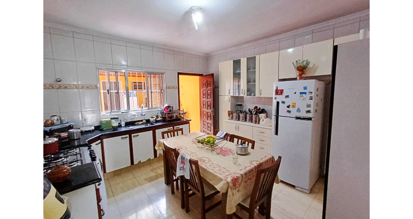 Belo Sobrado à venda no Bairro do Jardim Vista Linda na Rua Venceslau Gomes da Silva, 