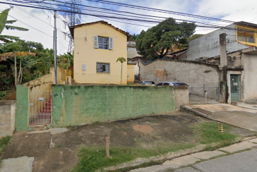 Terreno à venda no Bairro da Vila Menck na Rua Pero Vaz Caminha