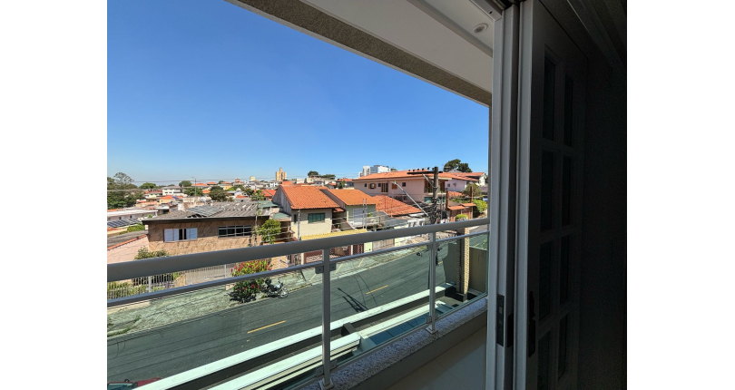  Sobrado à venda no Bairro do Parque São Domingos na Rua Homero Sales,