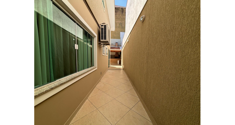  Sobrado à venda no Bairro do Parque São Domingos na Rua Homero Sales,