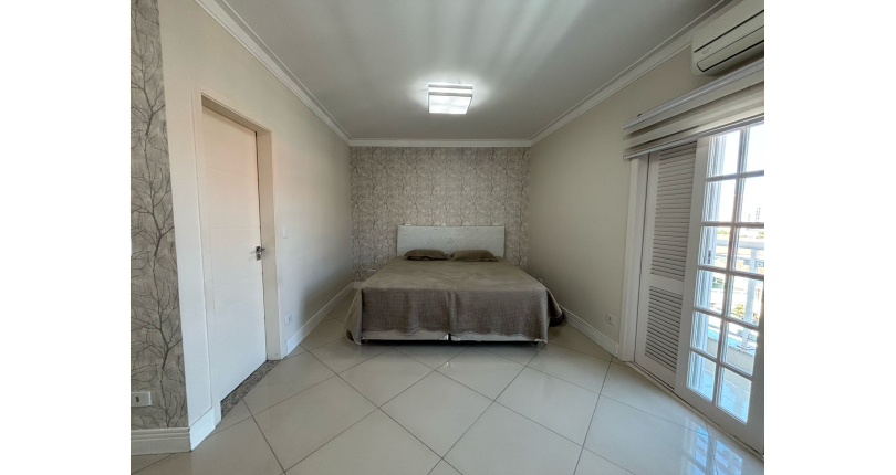  Sobrado à venda no Bairro do Parque São Domingos na Rua Homero Sales,