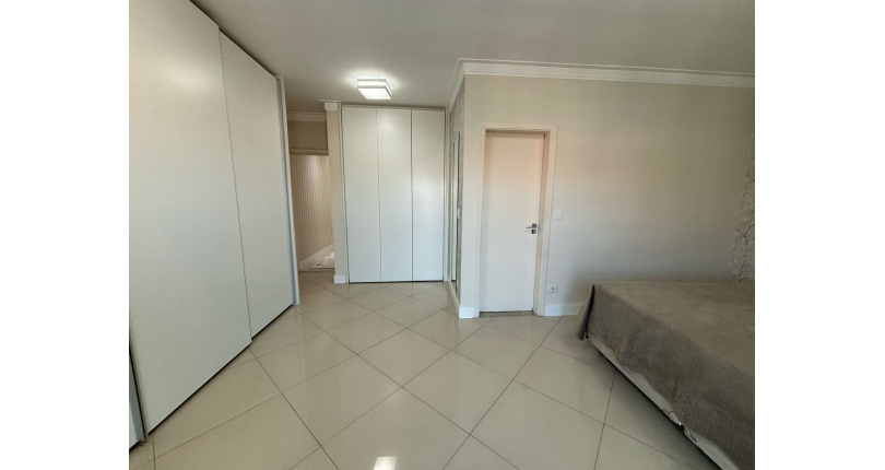  Sobrado à venda no Bairro do Parque São Domingos na Rua Homero Sales,