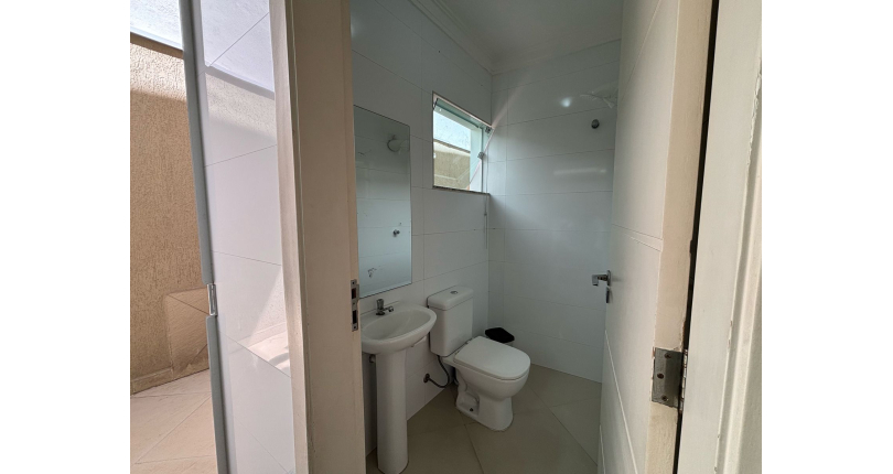  Sobrado à venda no Bairro do Parque São Domingos na Rua Homero Sales,