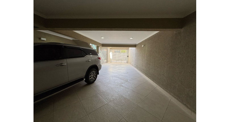  Sobrado à venda no Bairro do Parque São Domingos na Rua Homero Sales,