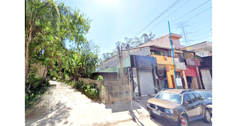 Excelente Terreno à venda no Bairro do Jardim Íris na Avenida Raimundo Pereira de Magalhães,