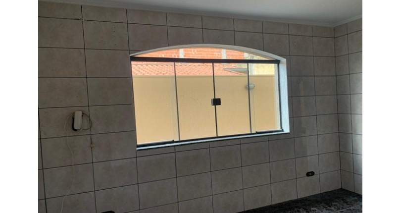 Sobrado à venda no Bairro da Vila Miriam na Rua José Antônio Pereira,