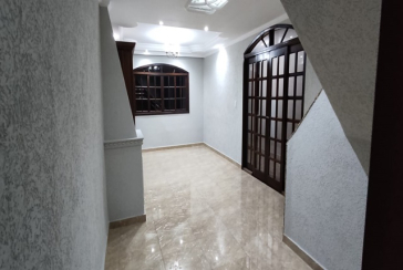 LINDO Sobrado à venda no Bairro do Jardim São João (Jaraguá) na Rua Friedrich Von Voith 489,