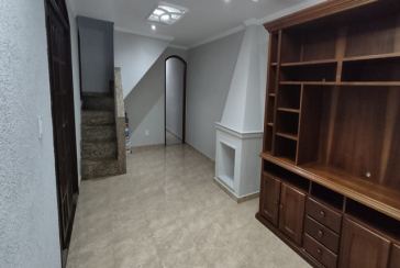 LINDO Sobrado à venda no Bairro do Jardim São João (Jaraguá) na Rua Friedrich Von Voith 489,