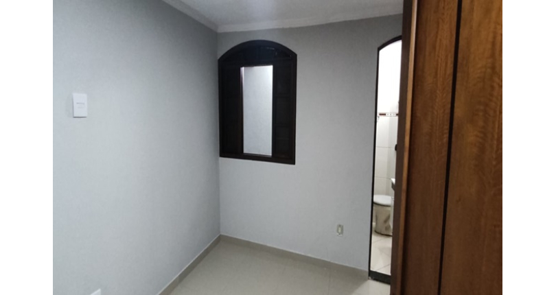 LINDO Sobrado à venda no Bairro do Jardim São João (Jaraguá) na Rua Friedrich Von Voith 489,