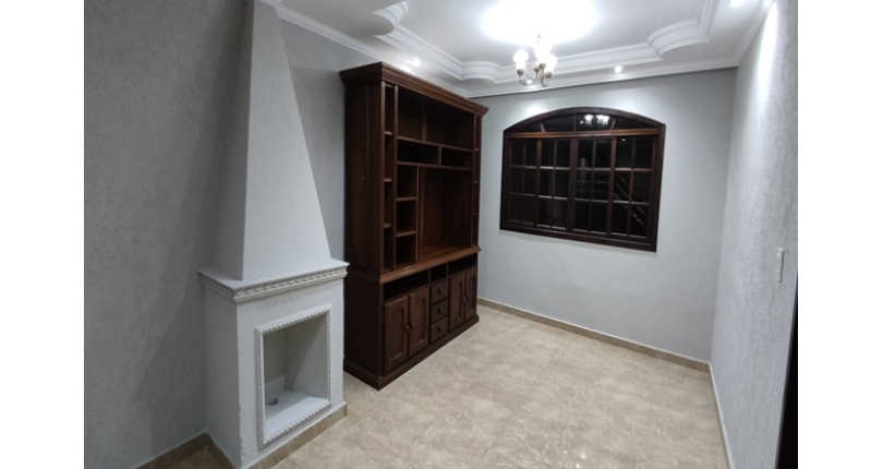 LINDO Sobrado à venda no Bairro do Jardim São João (Jaraguá) na Rua Friedrich Von Voith 489,