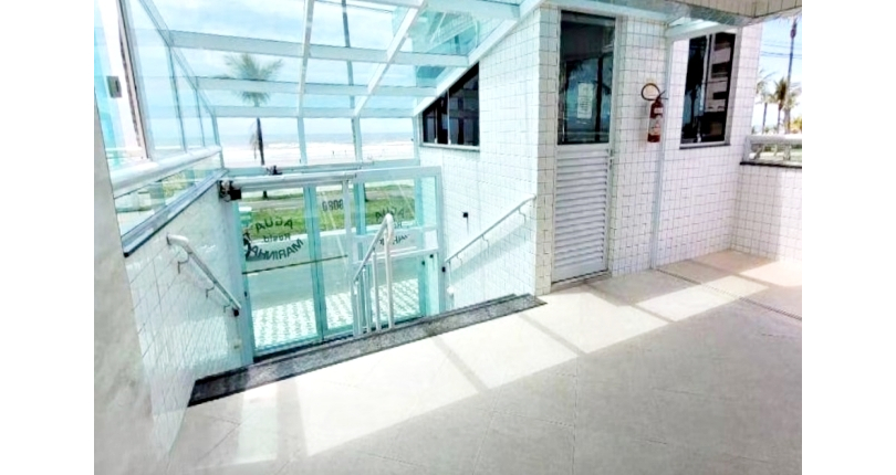 Apartamento à venda na Praia Grande no Bairro Real na Avenida Presidente Castelo Branco 16080, no Condomínio Edifício Água Marinha 