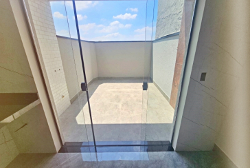  Lindo Sobrado novo à venda no Bairro do Jardim Maristela na Rua Galdino Catunda Gondim 22,